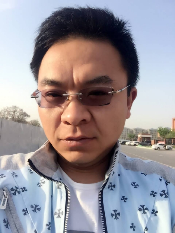 执着的等待的第一张照片--三明婚介网