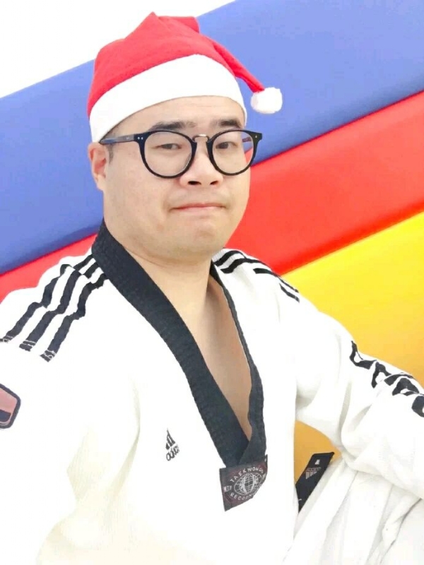 何当重相见的第一张照片--三明婚介网