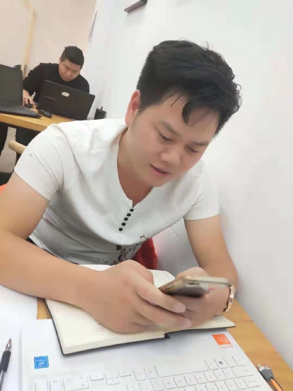 麒麟的第一张照片--三明婚介网