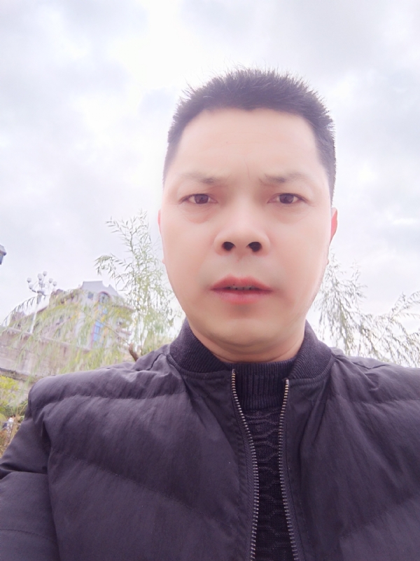 随缘的第一张照片--三明婚介网