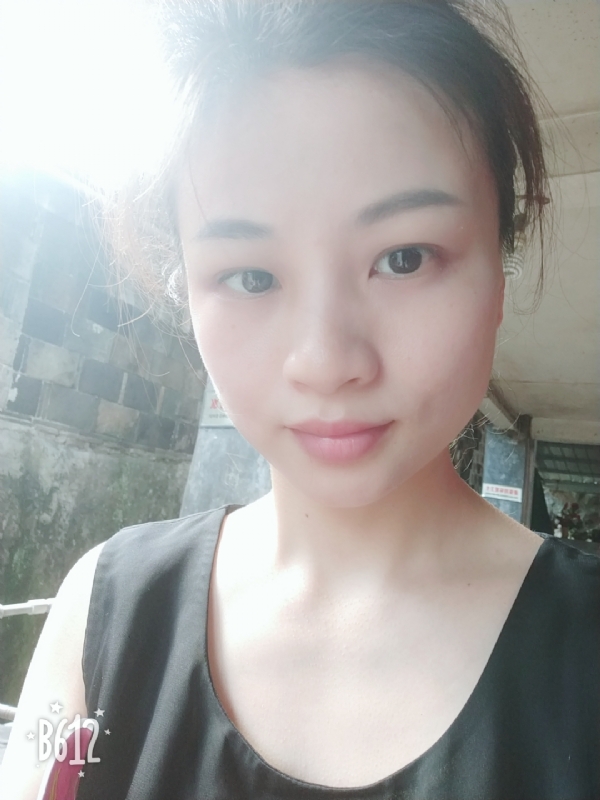 慢慢的第三张照片--三明婚介网