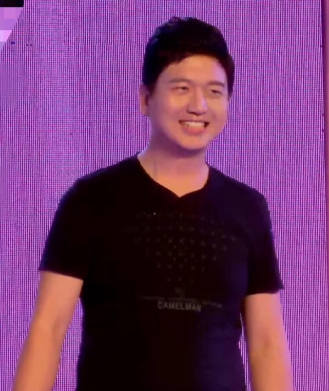 风继续吹的第一张照片--三明婚介网
