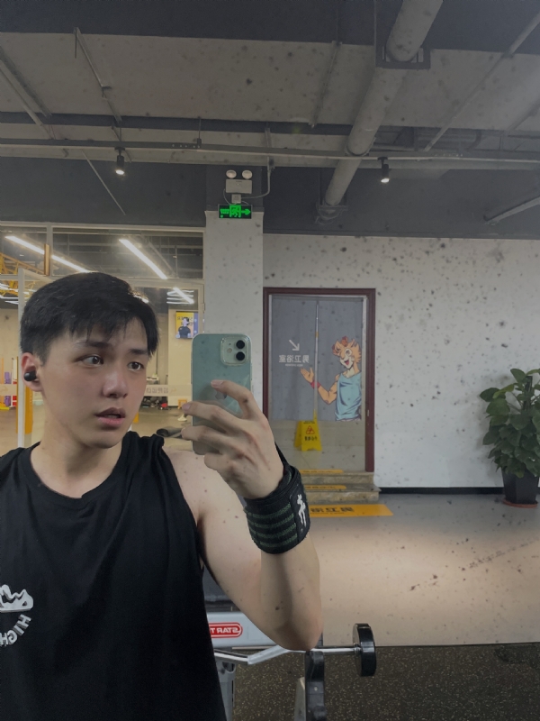 想吃猫的鱼的第一张照片--三明婚介网
