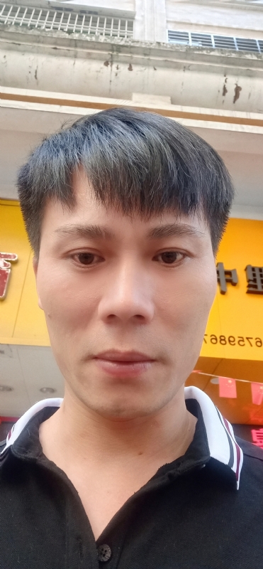 笑看人生的第一张照片--三明婚介网