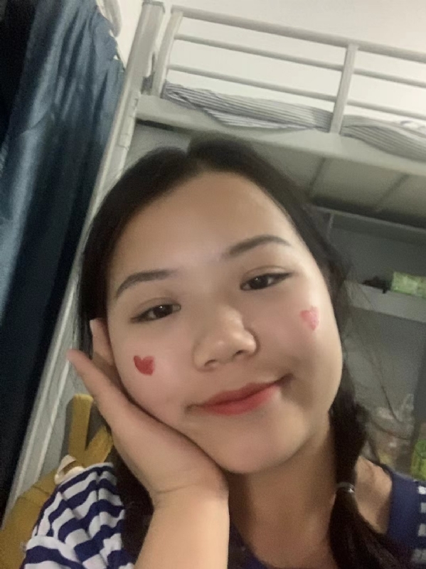 轻轻的一片云的第一张照片--三明婚介网