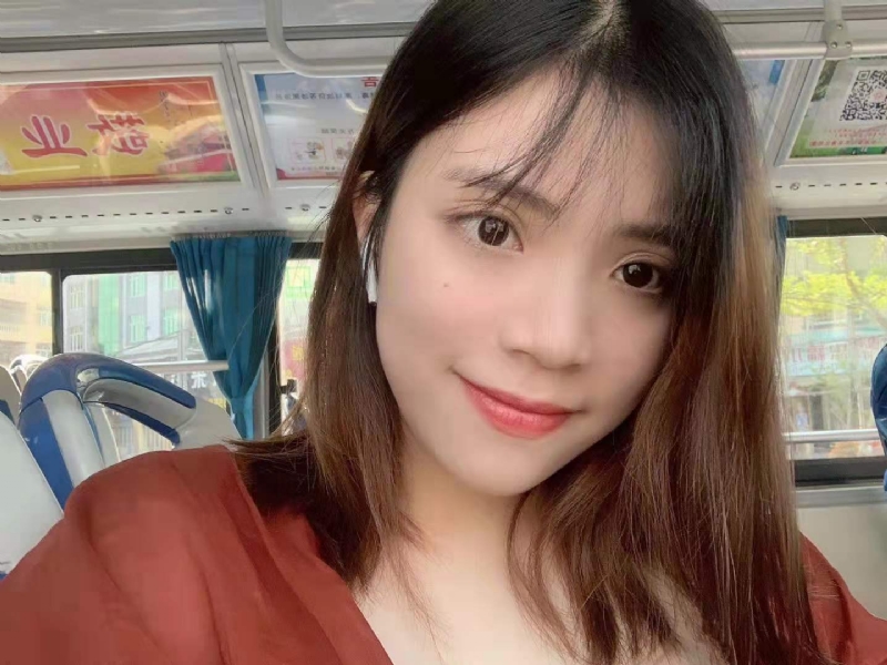 小眼睛的第一张照片--三明婚介网