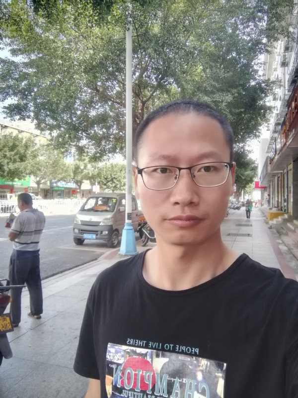 老虎的第一张照片--三明婚介网