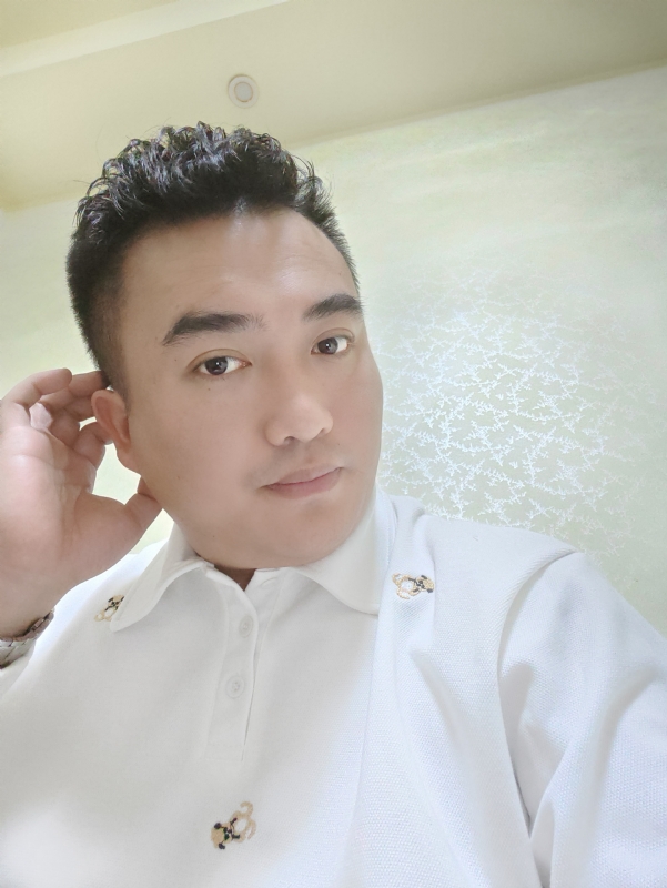 哈哈先生的第一张照片--三明婚介网
