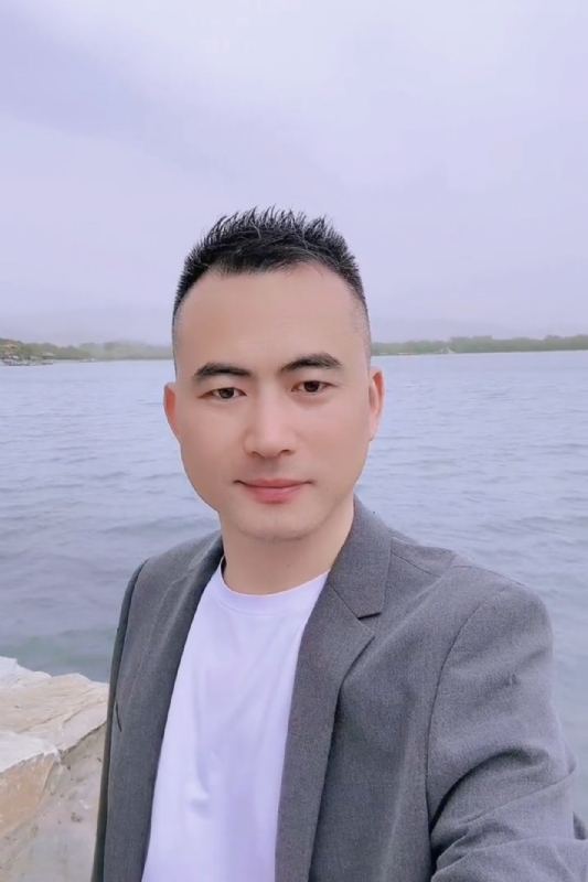 一往情深的第一张照片--三明婚介网