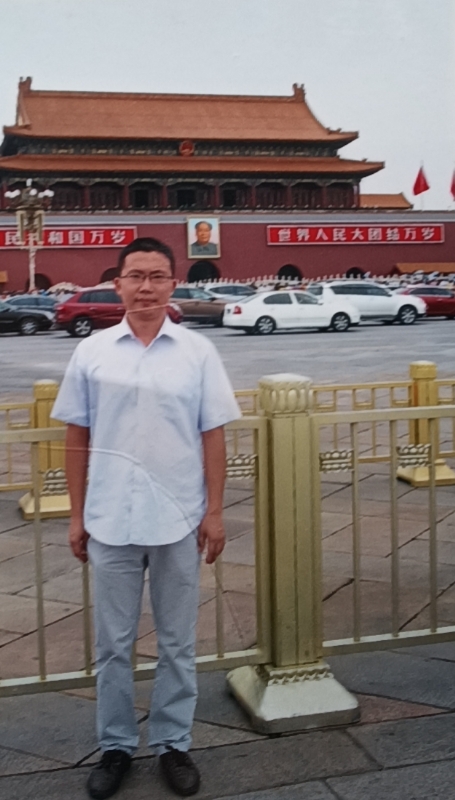 乔治的第一张照片--三明婚介网