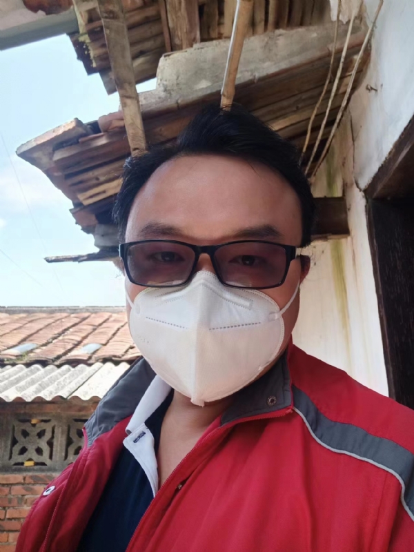 如影随形的第一张照片--三明婚介网