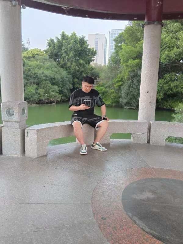 不善挽留的第一张照片--三明婚介网
