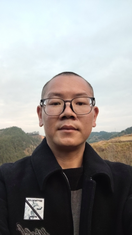 偶然的相遇的第一张照片--三明婚介网